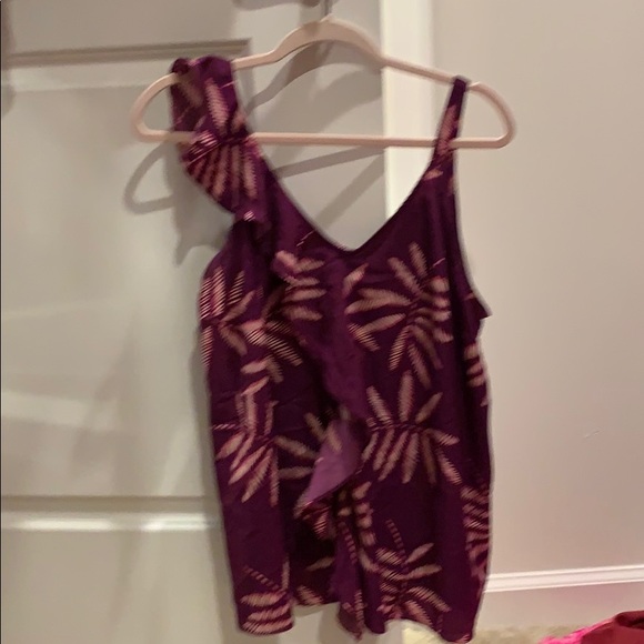 Tank - Picture 2 of 3